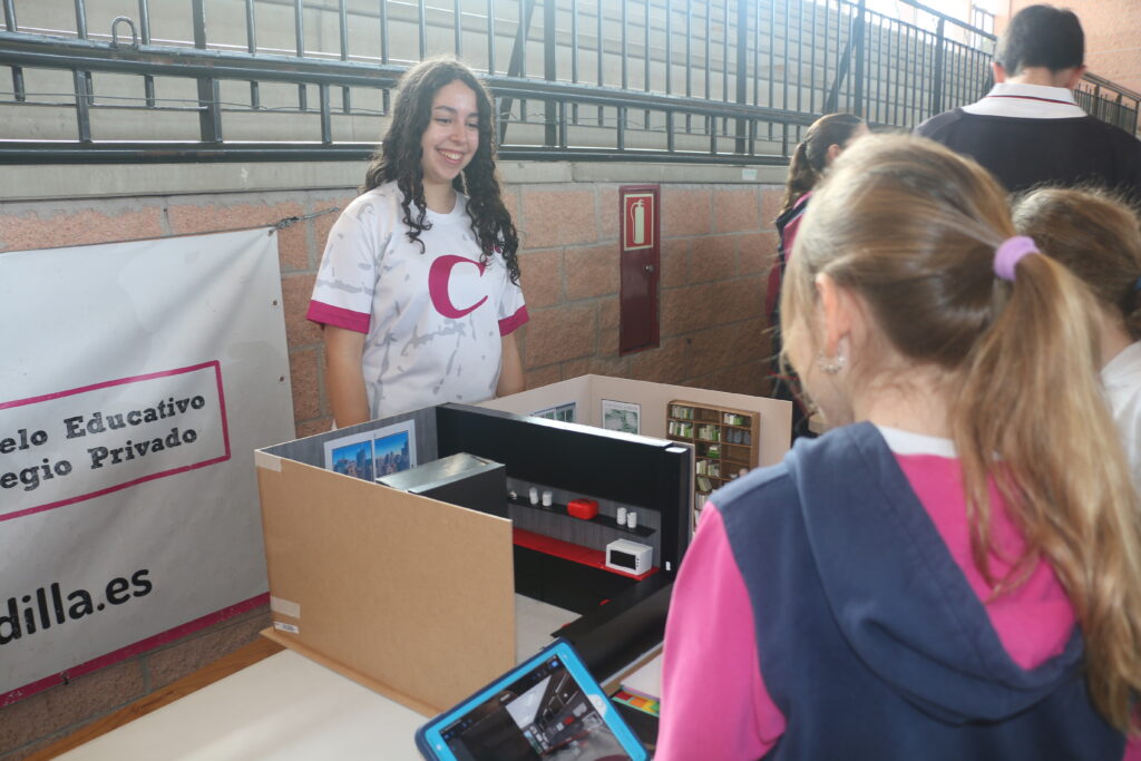 En la Escuela Secundaria Concertada Casvi Boadilla, fomentamos el talento de cada uno de nuestros alumnos y los impulsamos a encontrar y desarrollar su propio camino.