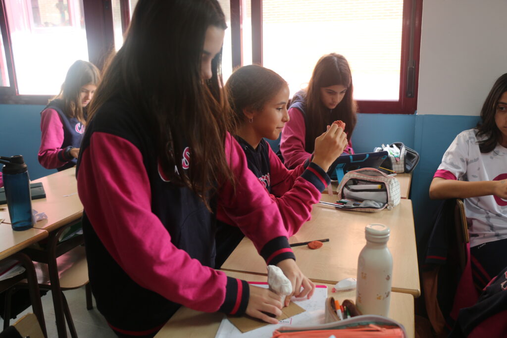 No todos los sistemas educativos son iguales, pero no hay uno bueno ni uno malo. Existen diferencias entre los sistemas educativos.