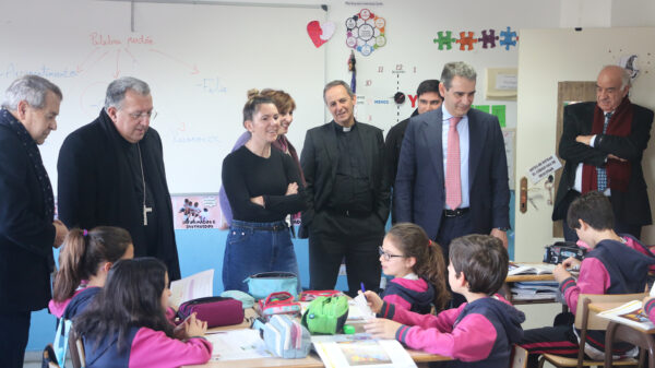 El colegio Casvi Boadilla recibe la visita pastoral del Excelentísimo Sr. Obispo de Getafe D. Ginés García Beltrán