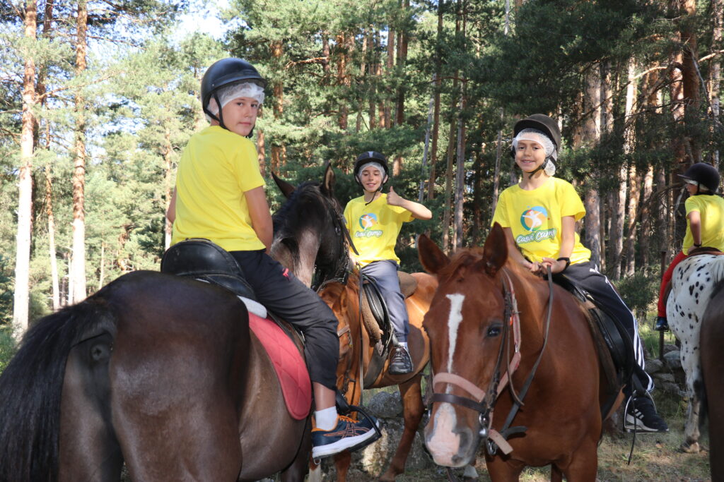 Un campamento que combina internacionalidad con deporte.