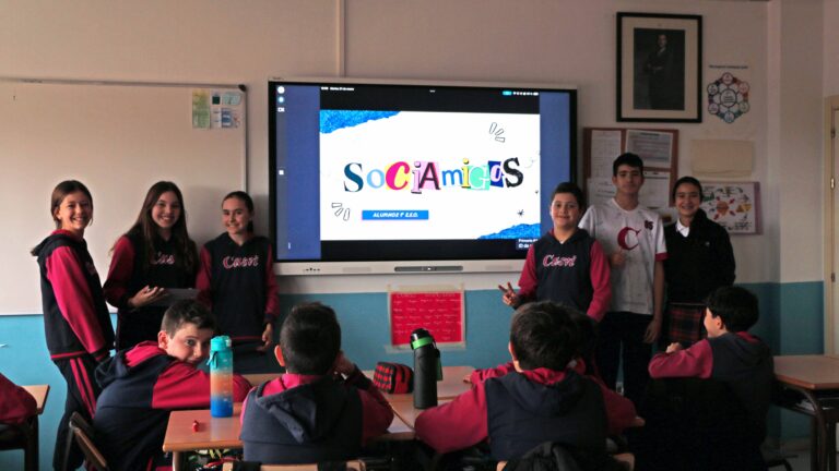 Mediadores escolares para una convivencia saludable. Un grupo de alumnos de 1º y 3º de ESO se han convetido en “Sociamigos”