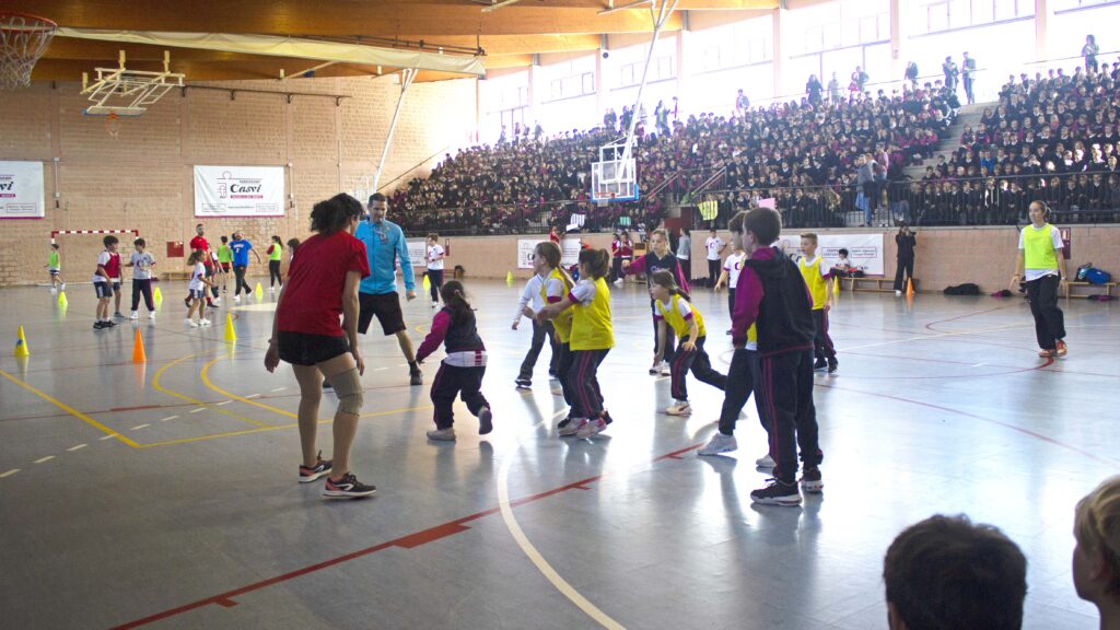 Casvi Boadilla celebra un partido solidaria para la lucha contra el cáncer infantil 1