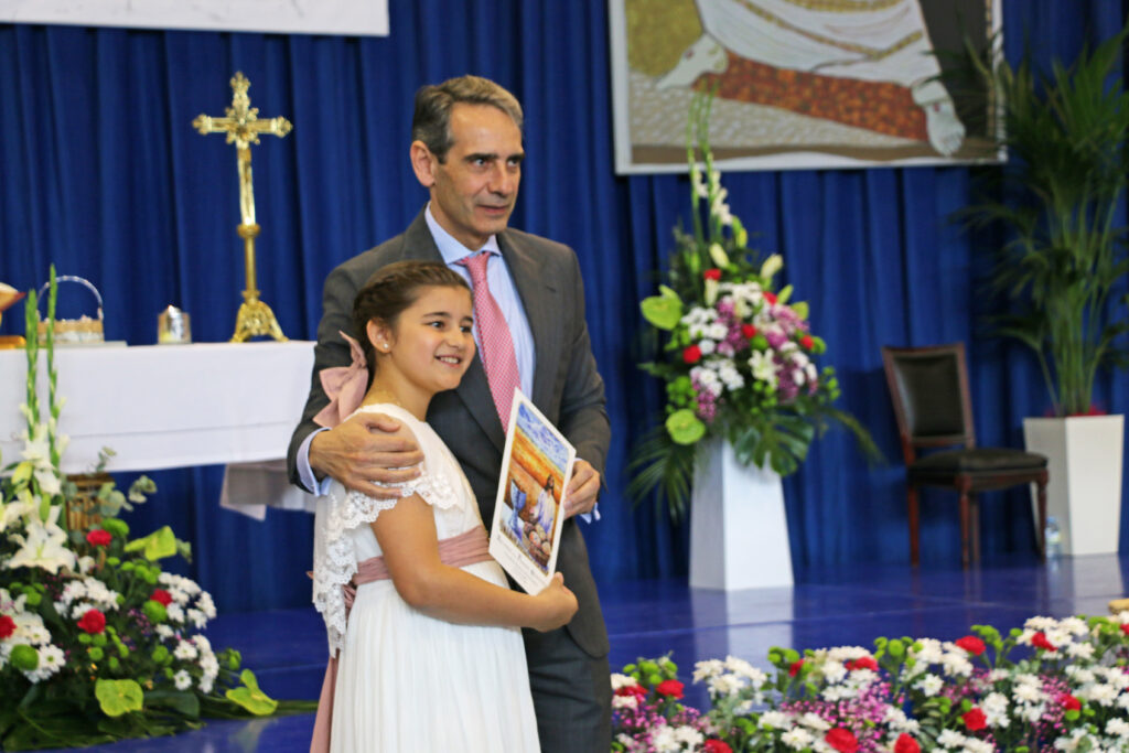 Evento de la celebración inolvidable de la primera comunión de nuestros alumnos. 9