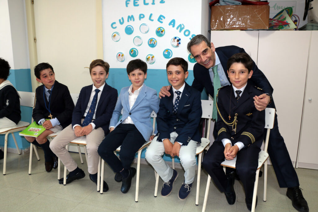 Evento de la celebración inolvidable de la primera comunión de nuestros alumnos. 4