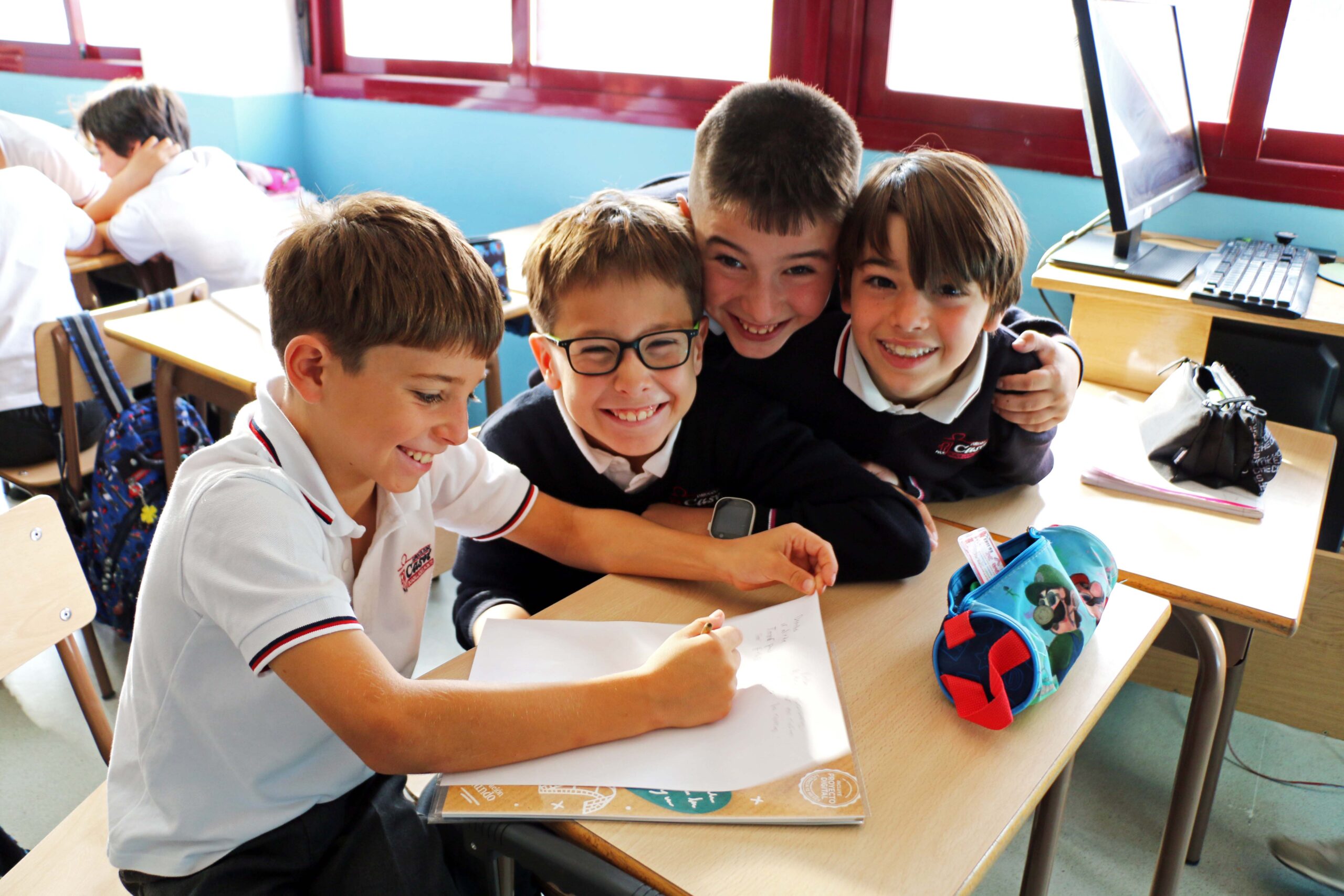 En Casvi Boadilla hemos implementado un enfoque educativo internacional que ha revolucionado la forma en que nuestros estudiantes han aprendido