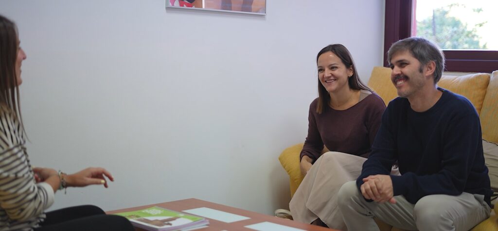 La coherencia en los mensajes, el apoyo constante y la coordinación entre colegio y familias han favorecido la adquisición de valores, la asunción de responsabilidades y una mayor estabilidad emocional a lo largo del curso