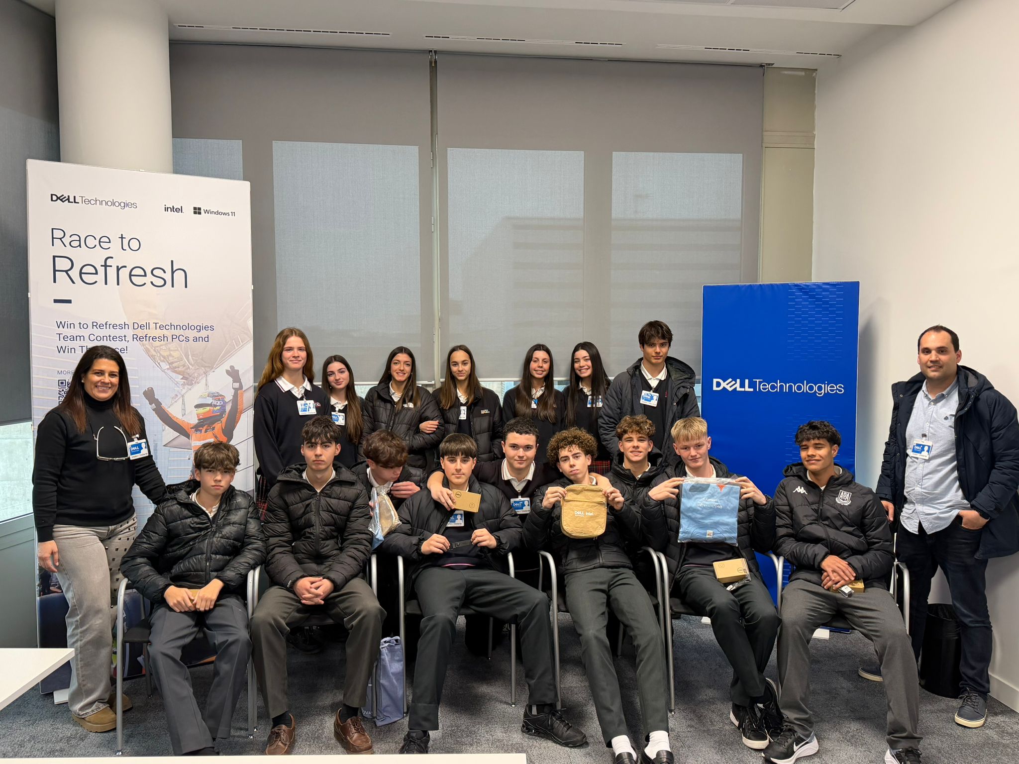 Los alumnos de 4º ESO visitan DELL