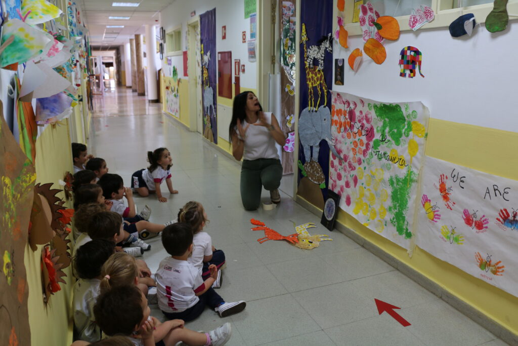 Niños día del libro 1